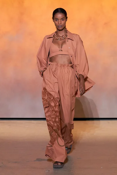 Look 20